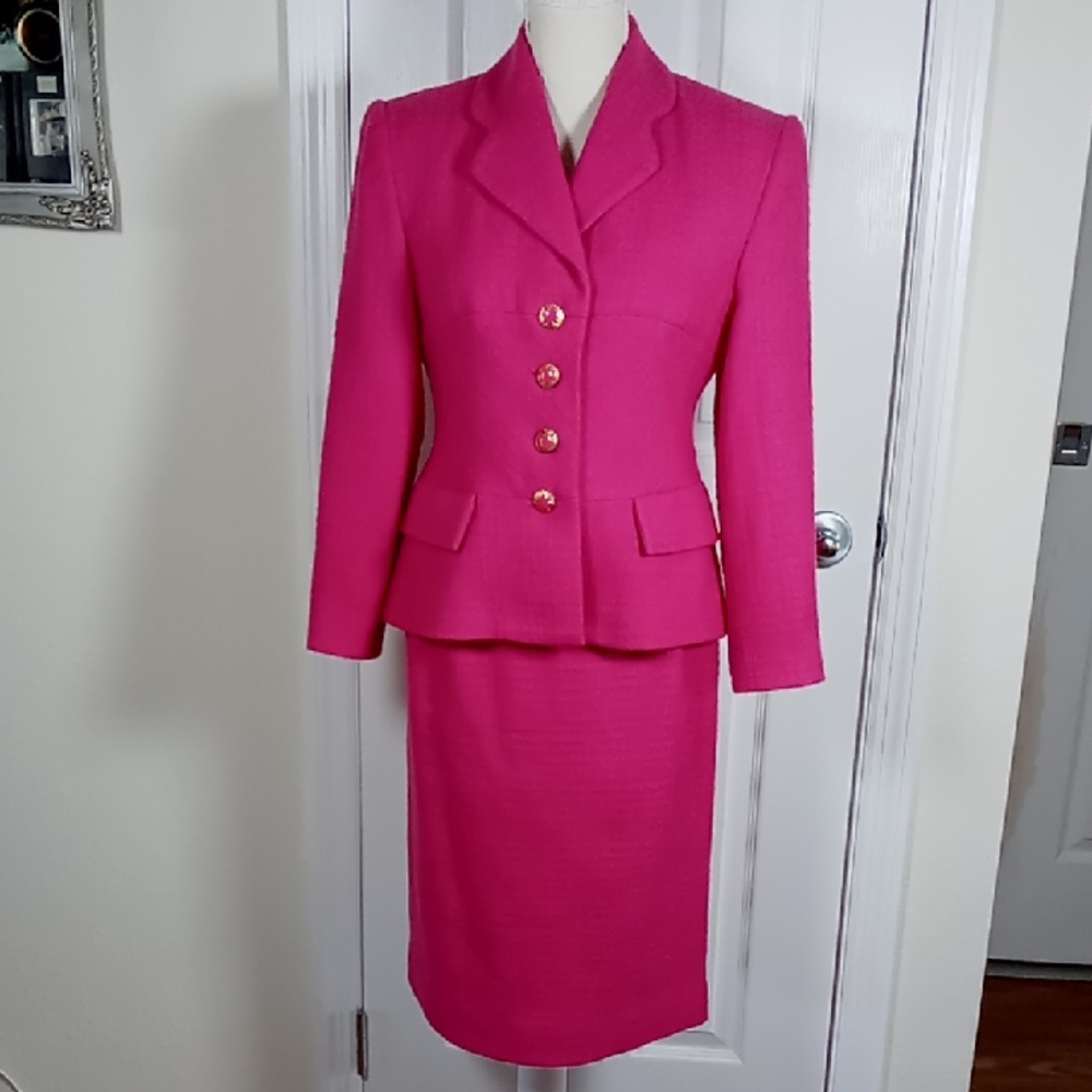 Vintage Victoria Holley Pink Tweed Wool Blend Blazer and Skirt Set Size 6